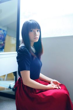 里番ACG全彩本子